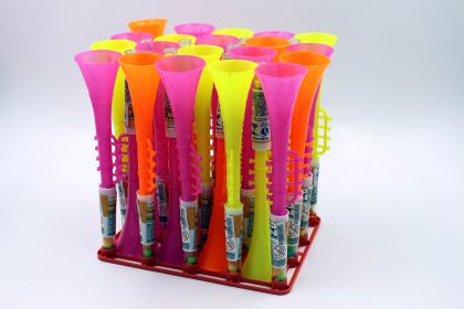 CONFEITO CORNETA POP C/ 30 UN